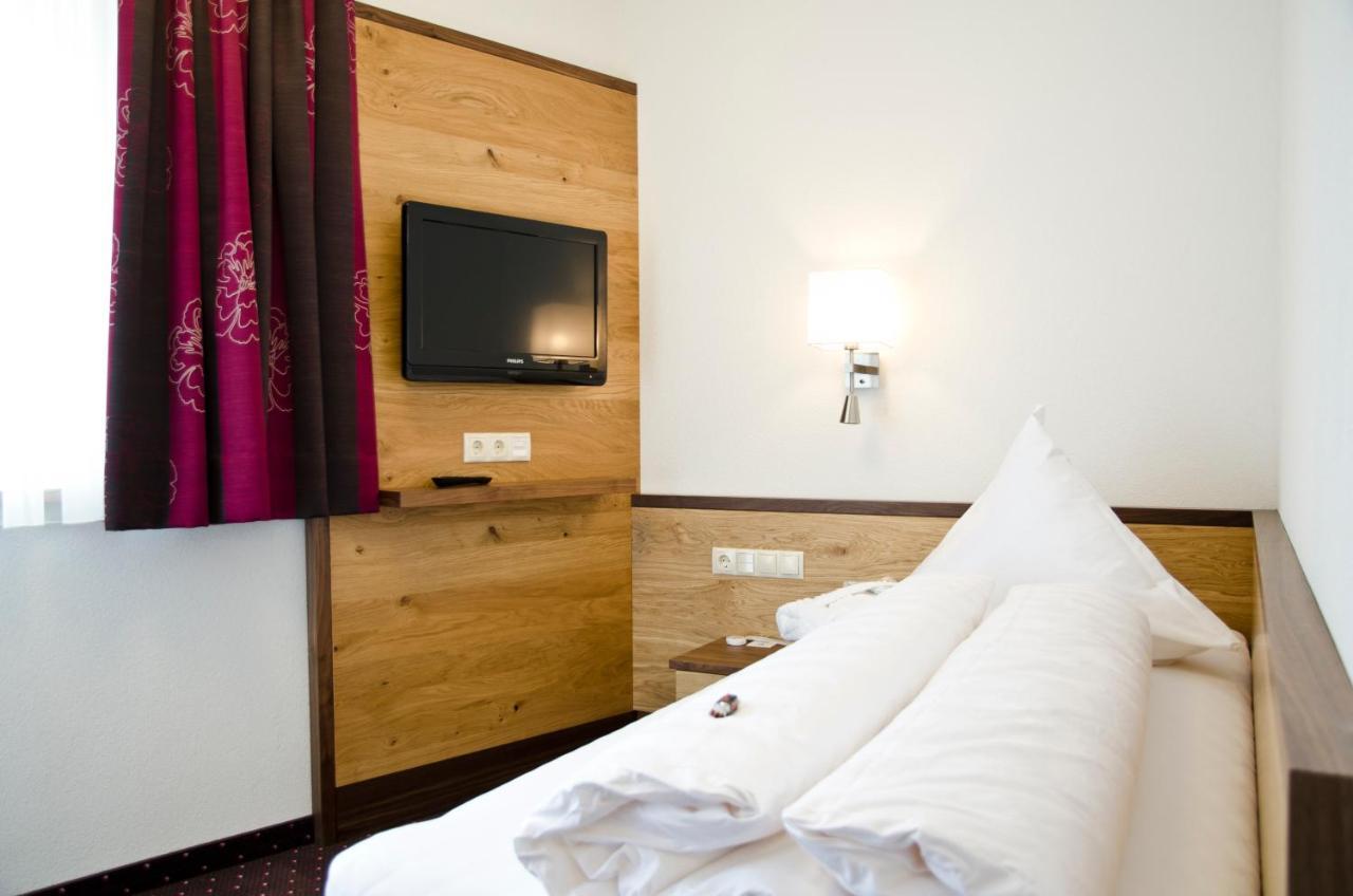 Hotel Garni Arosa Ишгль Экстерьер фото